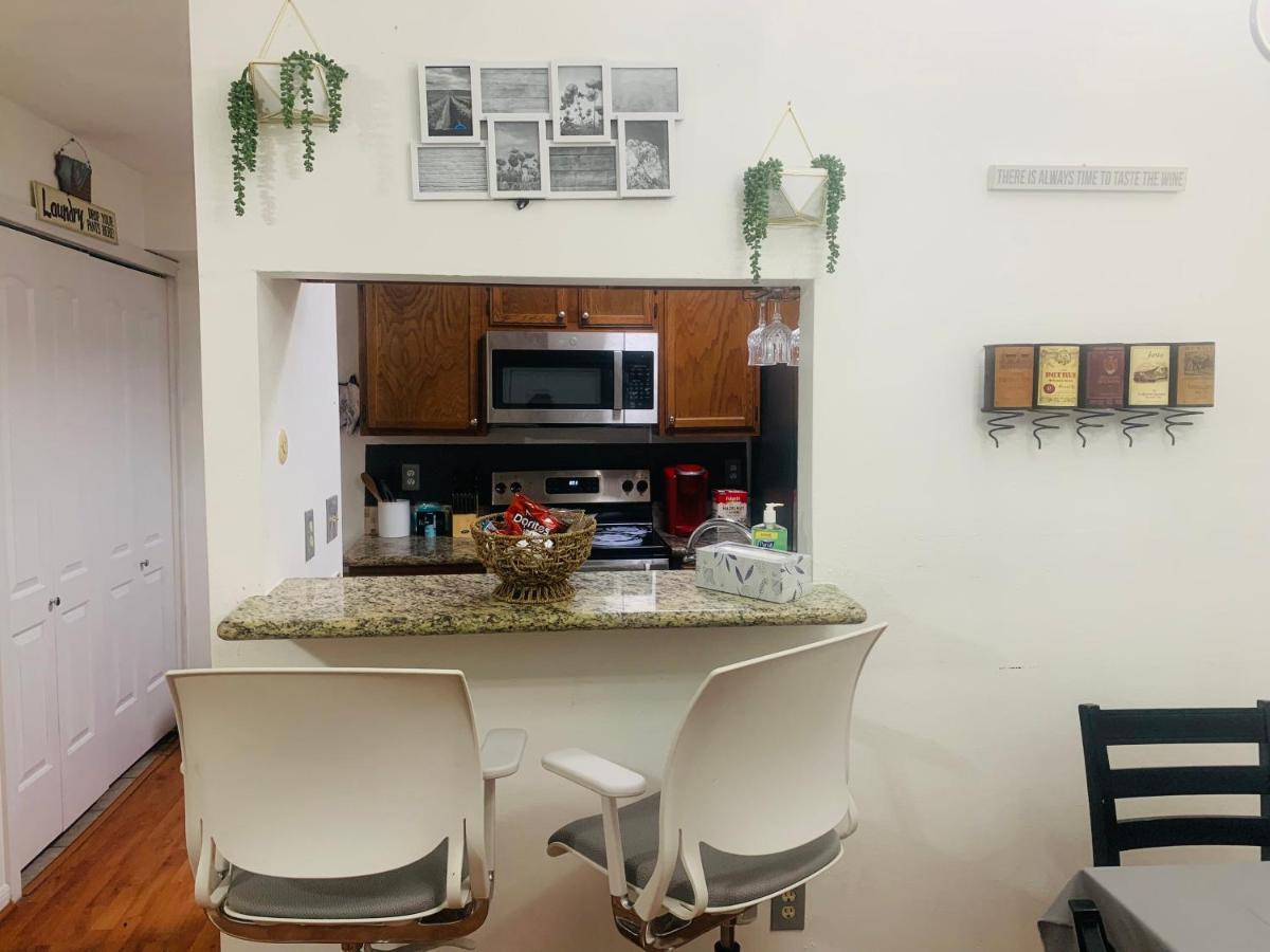 هيوستن Sherbrooke Square Townhomes المظهر الخارجي الصورة